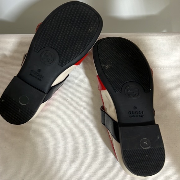 Gucci Girls Dress Shoes - Picture 3 of 4